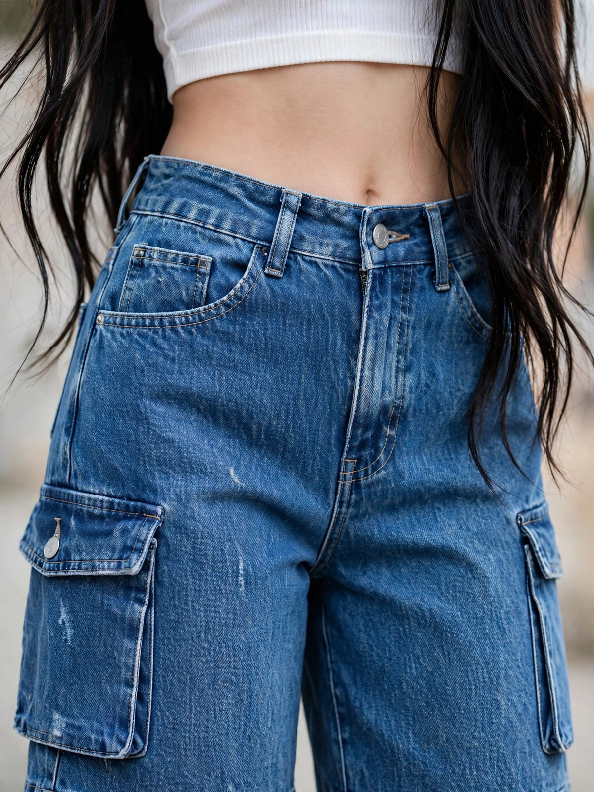Bermuda cargo en jean ample à taille haute et poches à rabat