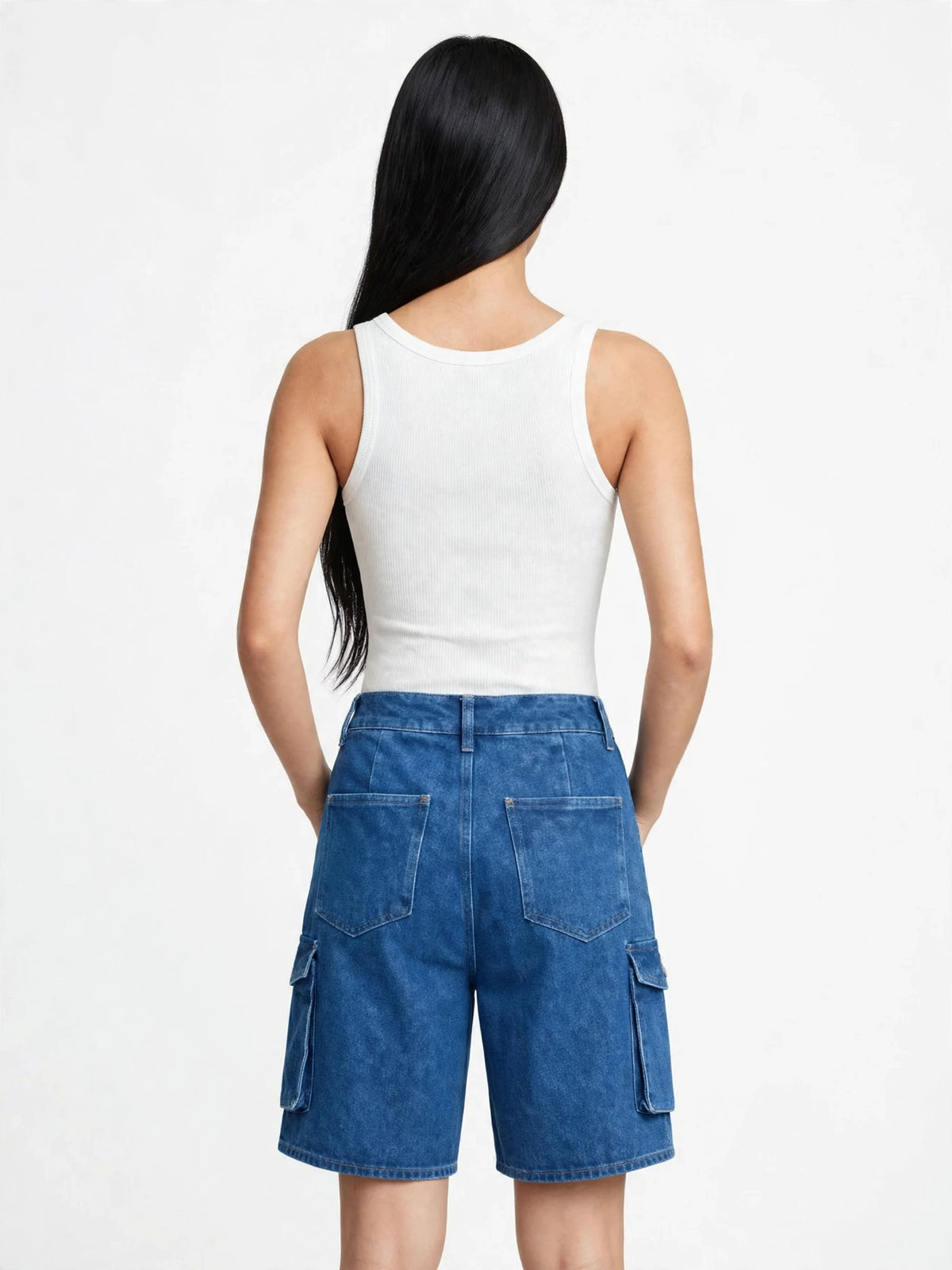 Bermuda cargo en jean ample à taille haute et poches à rabat