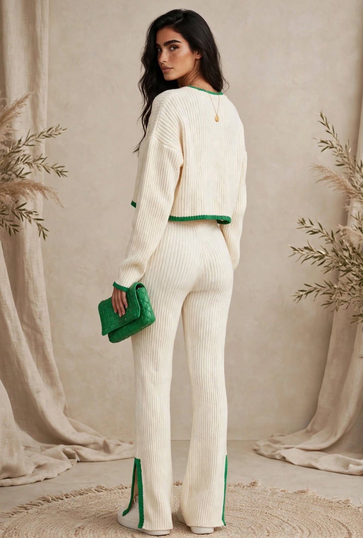 Ensemble Pull et Pantalon Évasé