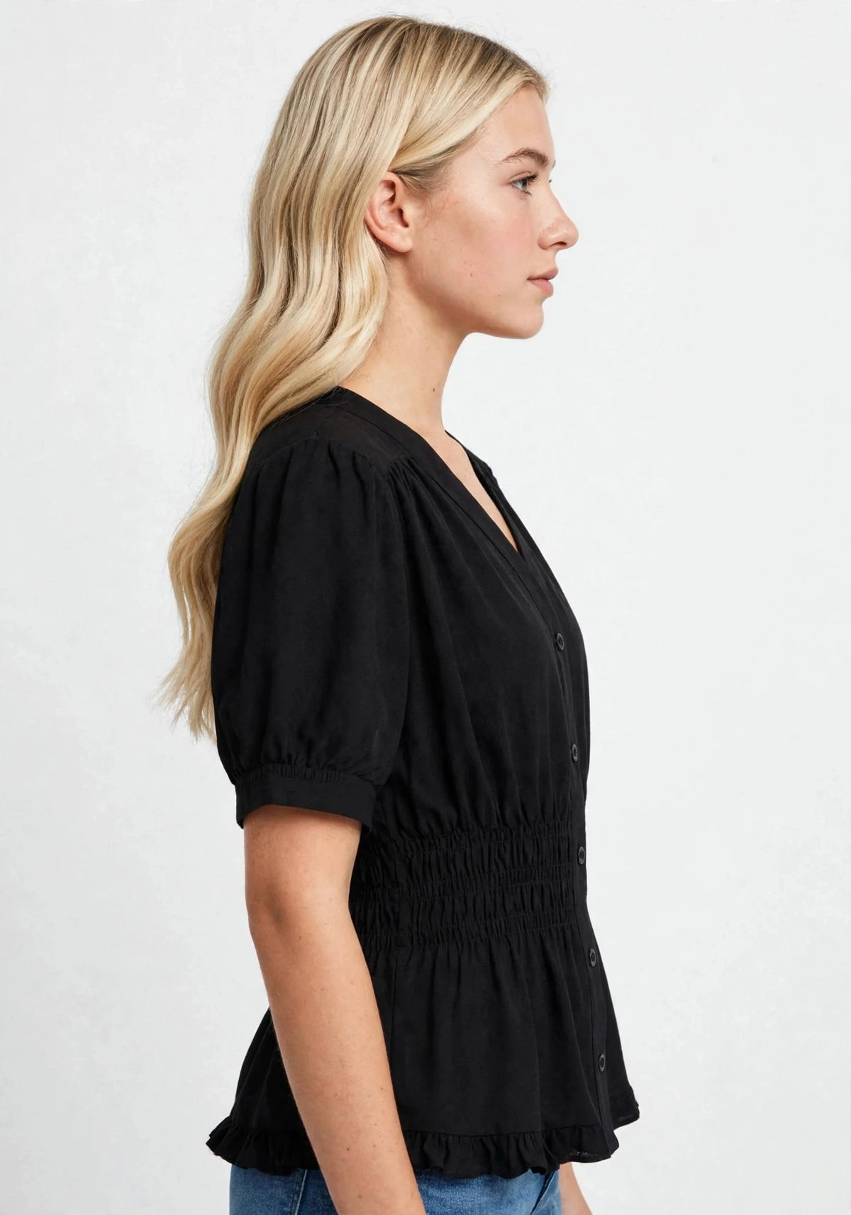 Blouse élégante à manches courtes et col en V