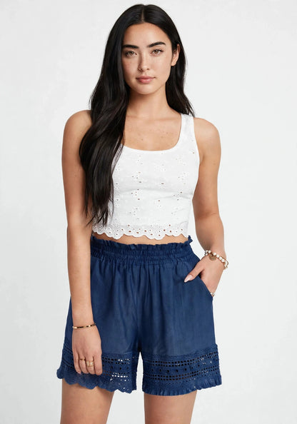 Short fluide taille haute à détails ajourés et taille élastiquée