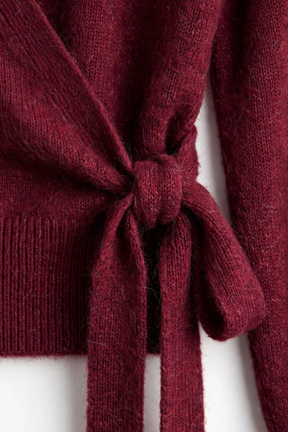 Pull Cache-Cœur Élégant à Nouer