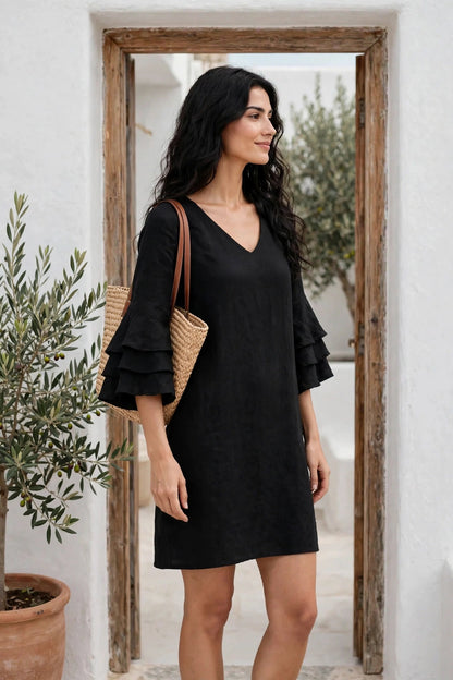 Mini-robe chic à volants superposés et manches bouffantes
