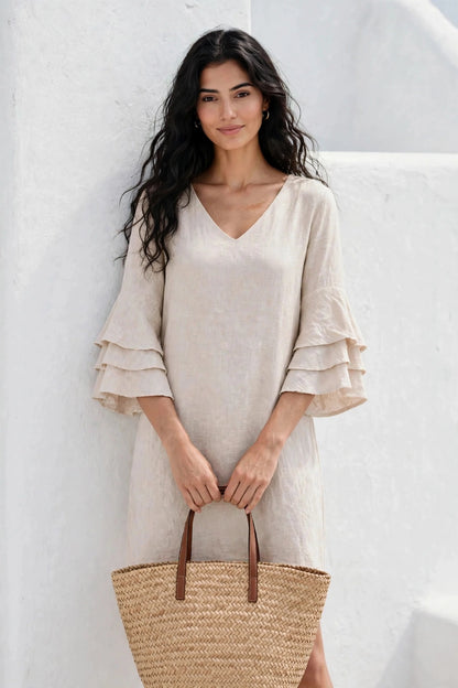 Mini-robe chic à volants superposés et manches bouffantes