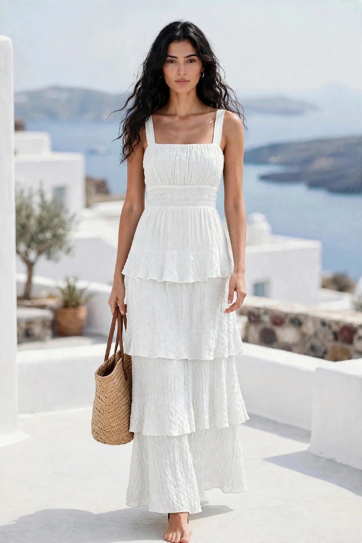 Robe longue à volants superposés et bretelles fines au style bohéme