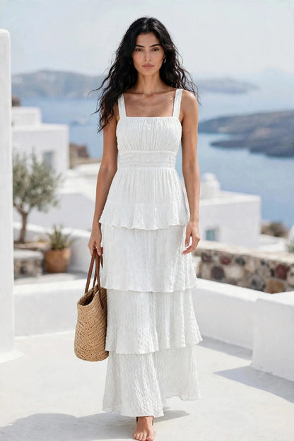 Robe longue à volants superposés et bretelles fines au style bohéme